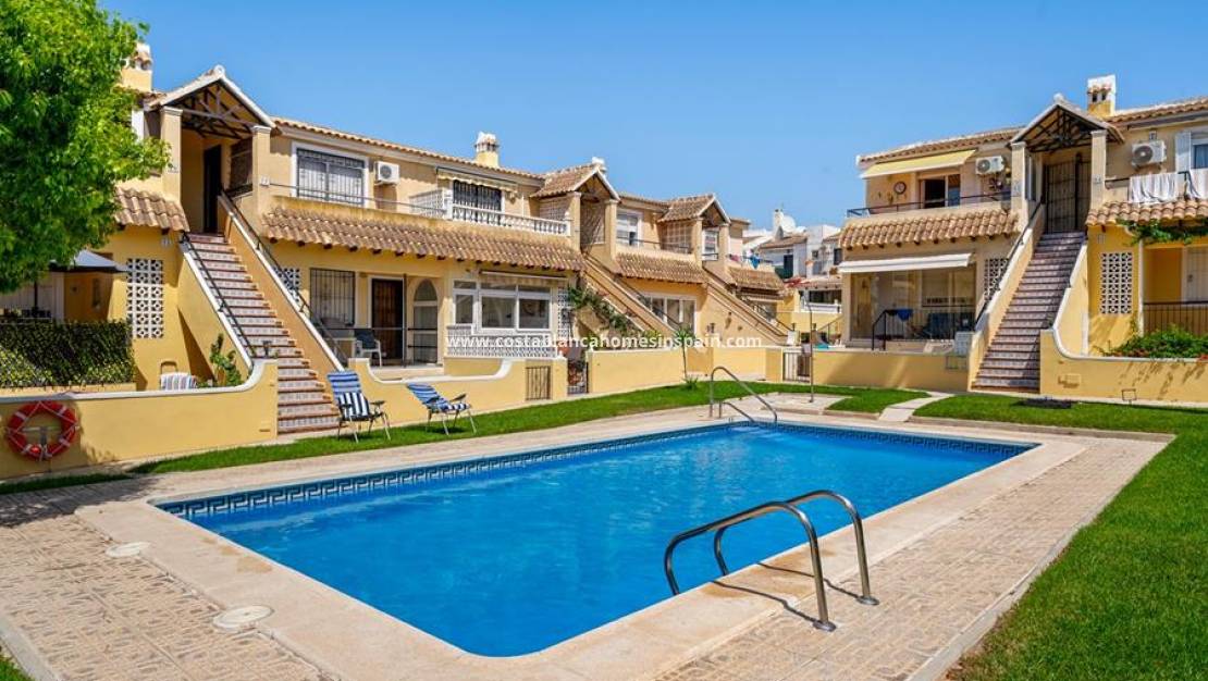 Re-salg - Apartment - Villamartin