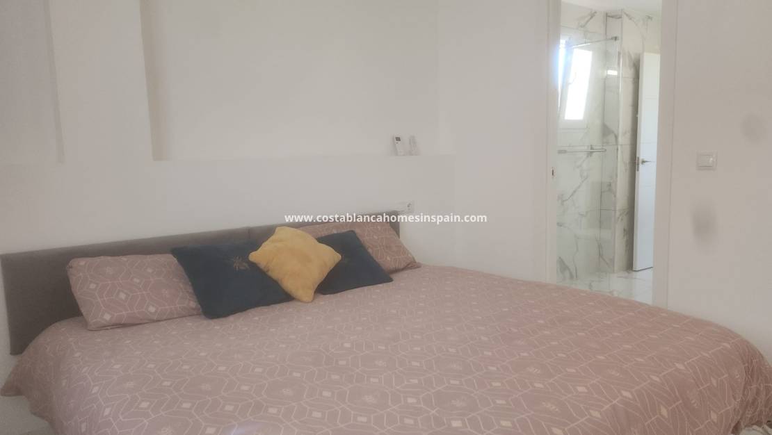 Re-salg - Apartment - Villamartin