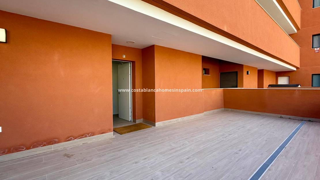 Re-salg - Apartment - Villamartin