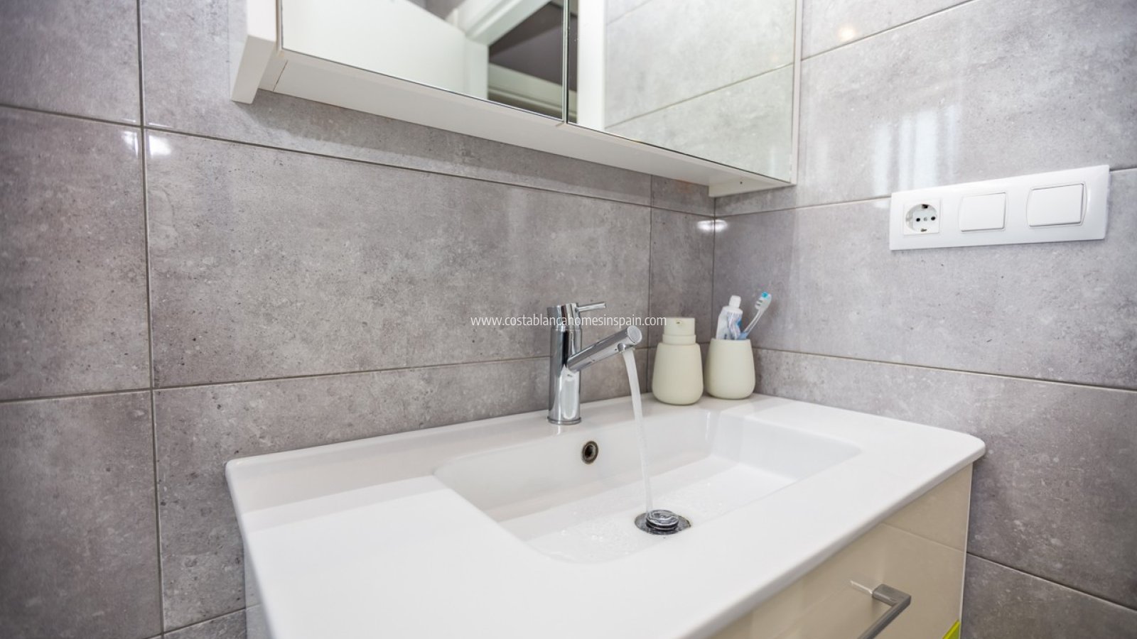 Re-salg - Apartment - Villamartin