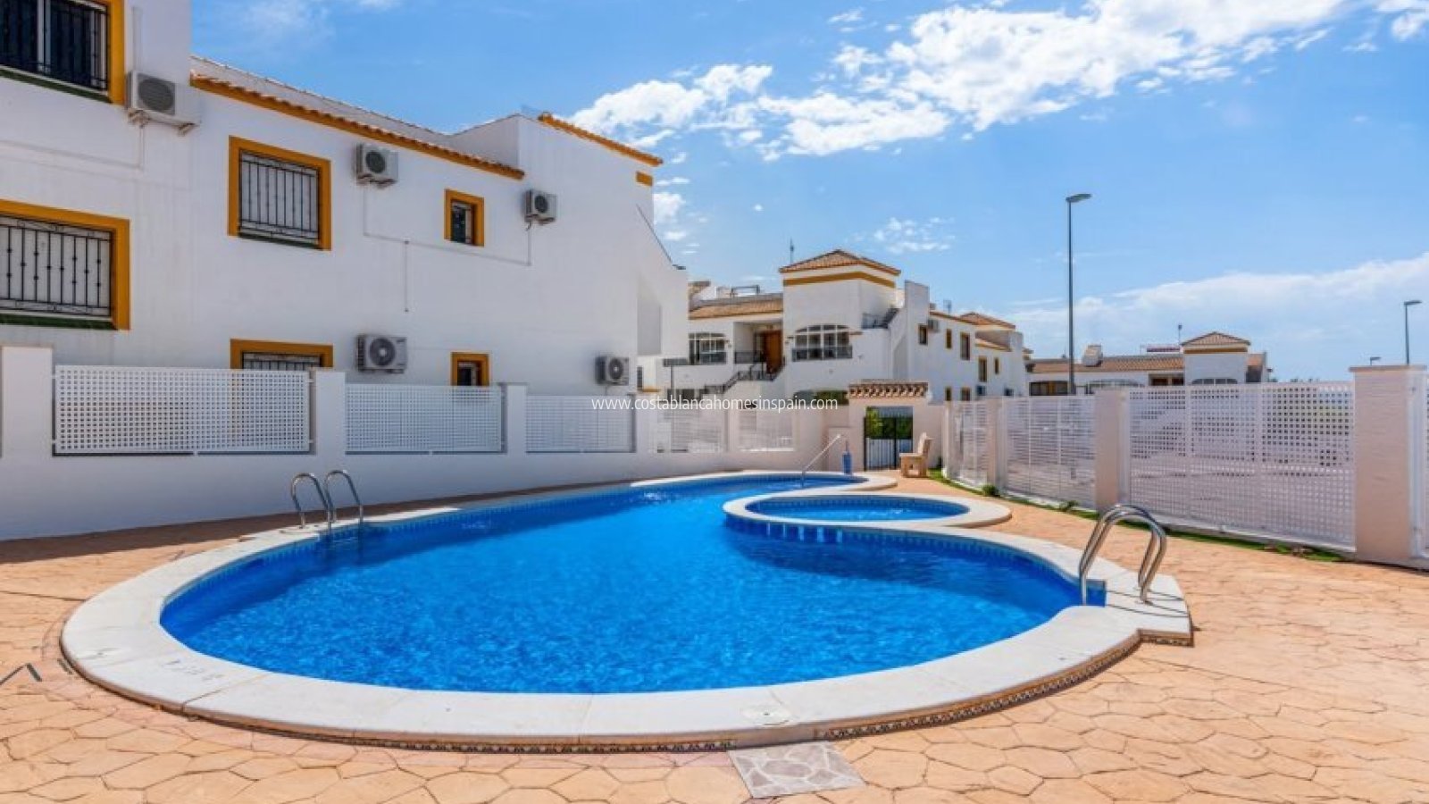 Re-salg - Apartment - Vistabella - Costa Blanca