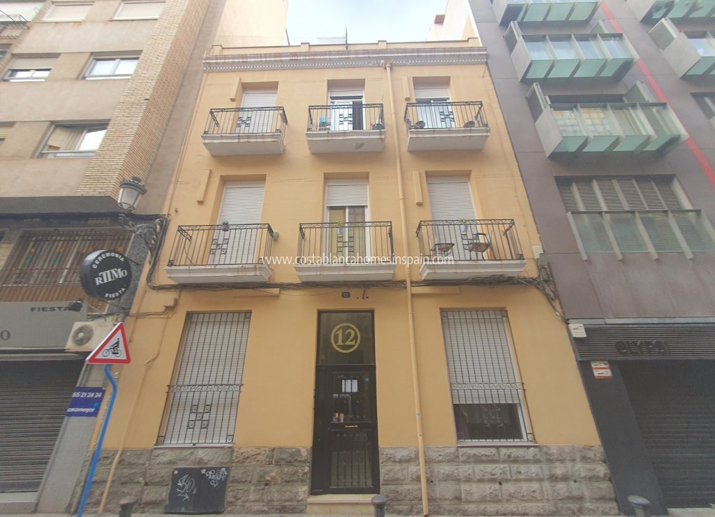 Re-salg - Building - Alicante - Casco antiguo
