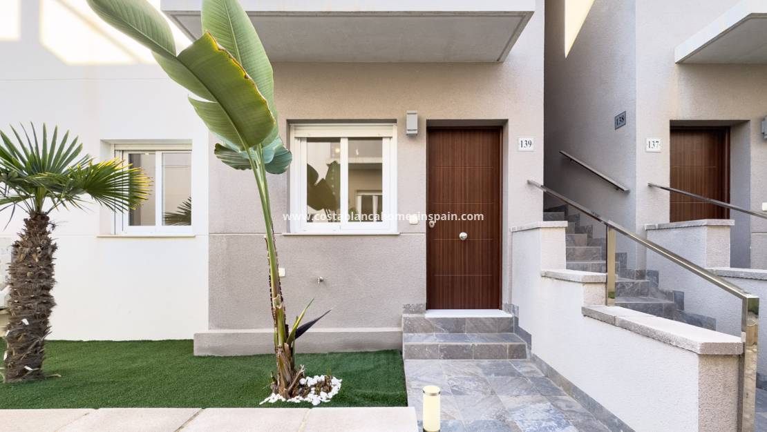 Re-salg - Bungalow - Torrevieja - Aguas Nuevas