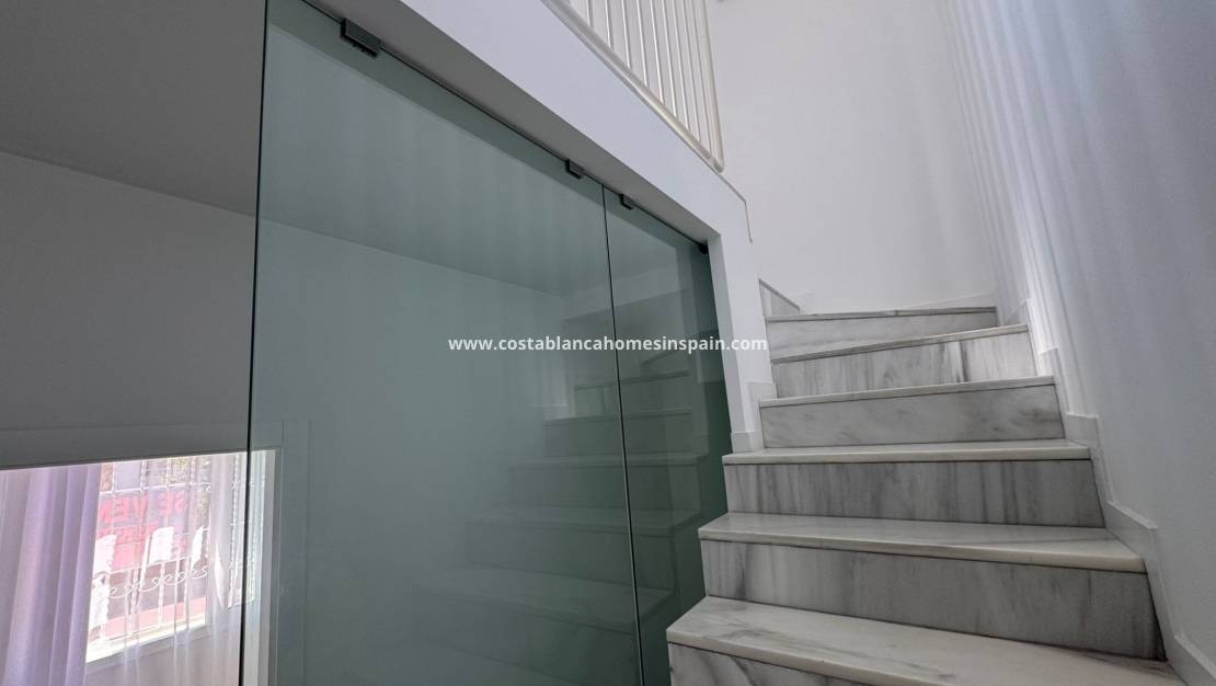 Re-salg - Bungalow - Torrevieja - Aguas Nuevas