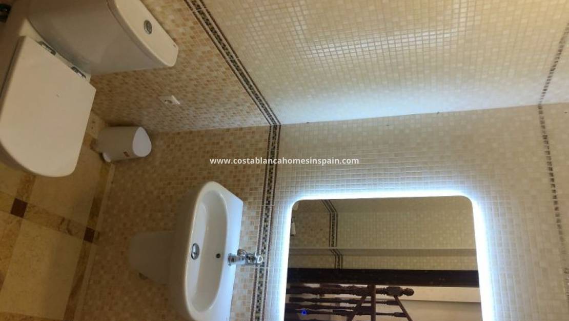 Re-salg -  - Cabo Roig