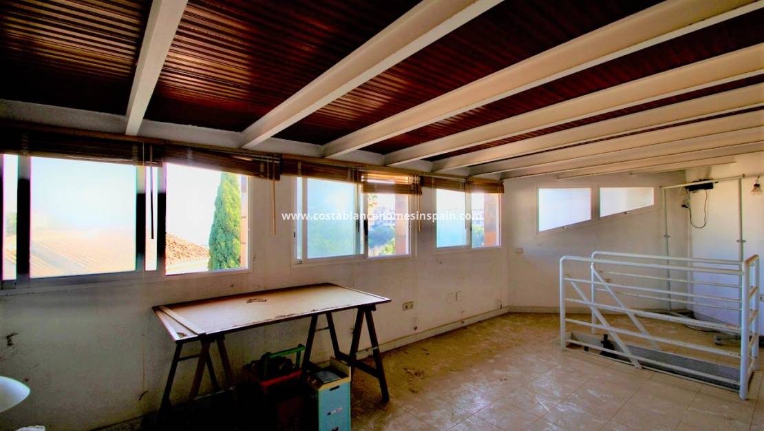 Re-salg -  - Campoamor