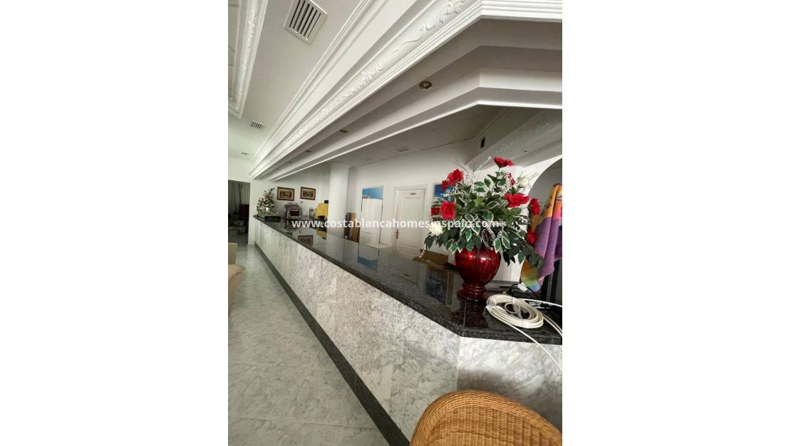 Re-salg - Commercial - Guardamar del Segura - Guardamar Playa