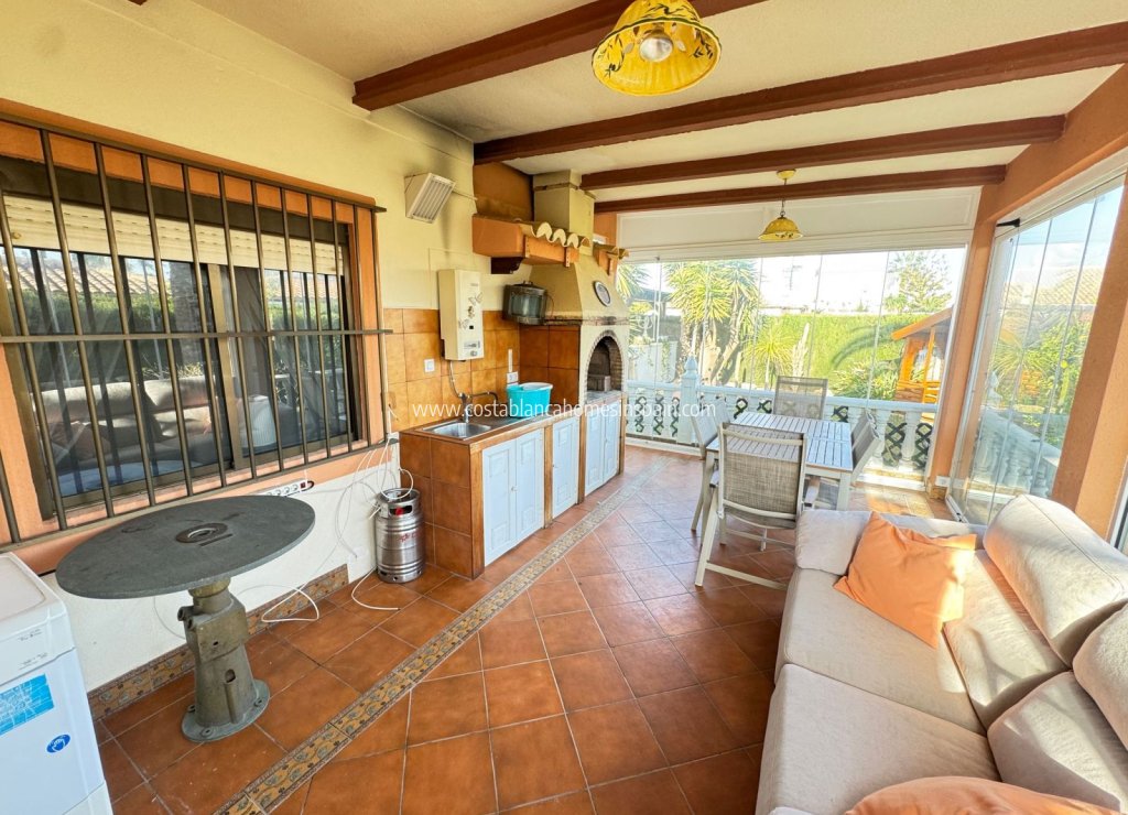 Re-salg - Detached Villa - Cabo Roig