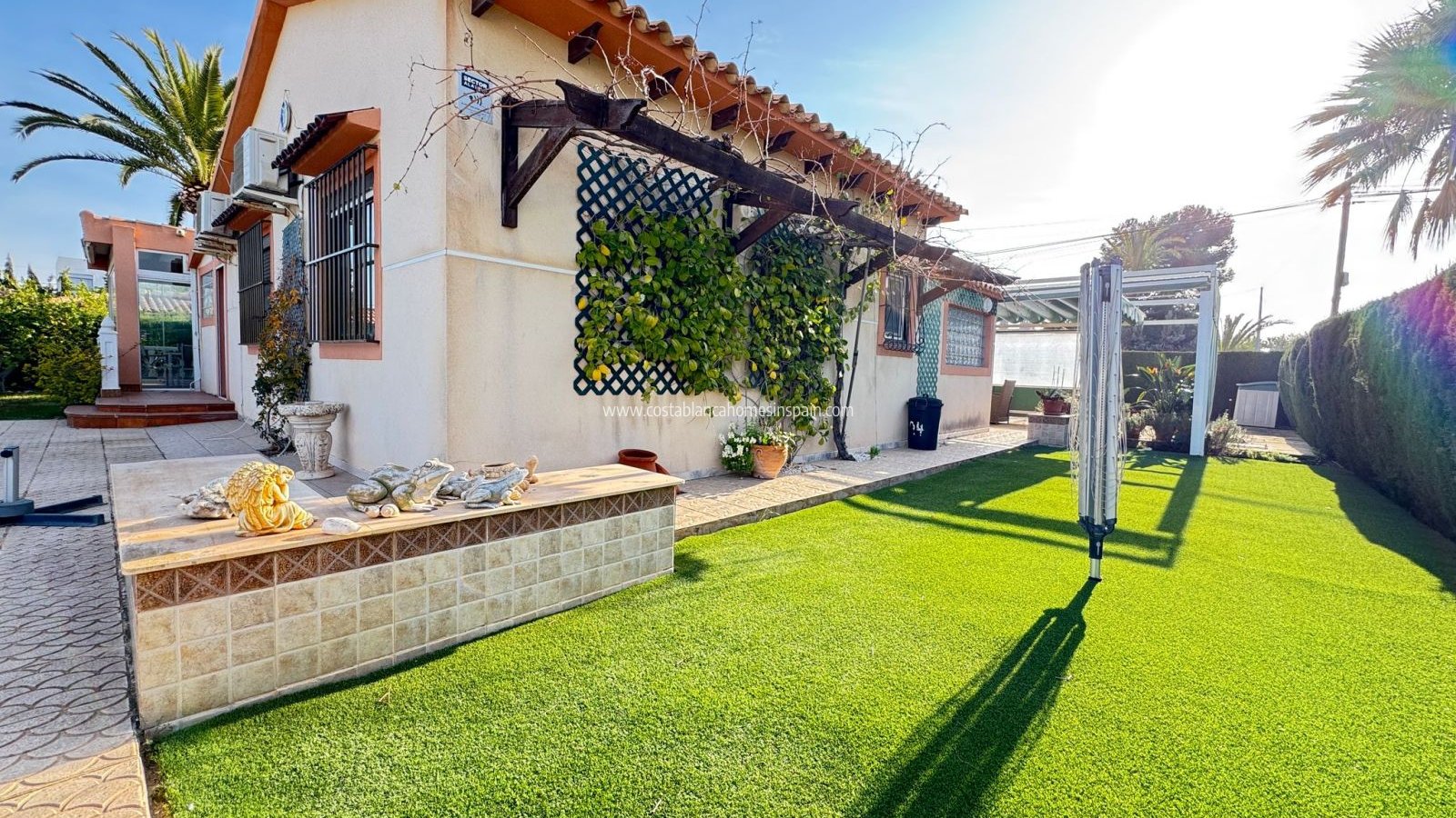 Re-salg - Detached Villa - Cabo Roig