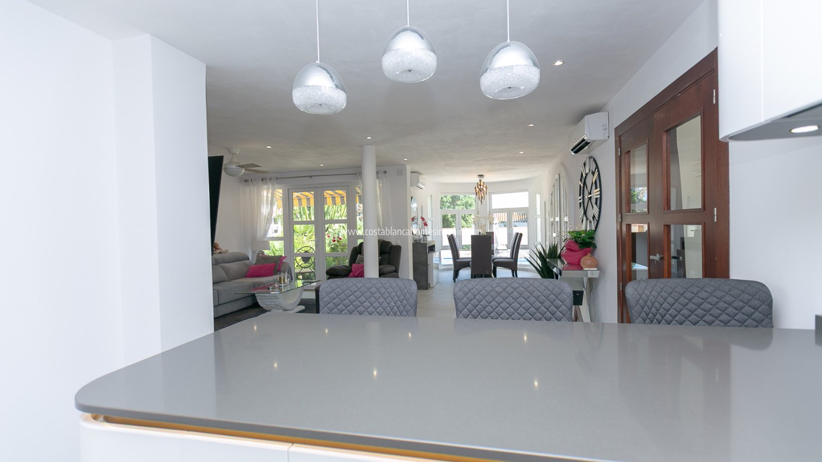 Re-salg - Detached Villa - Campoamor - Lomas de Don Juan