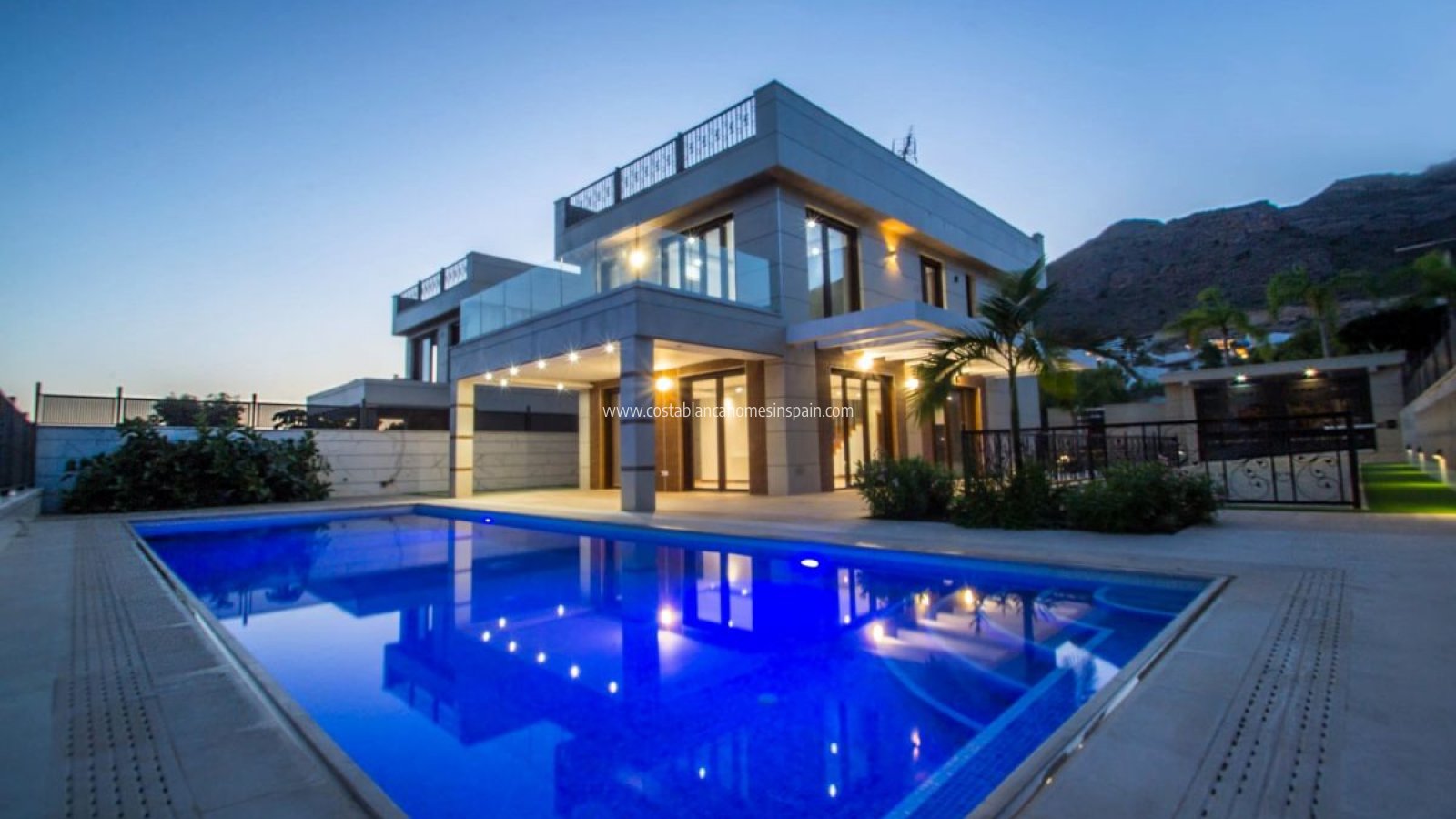 Re-salg - Detached Villa - Finestrat