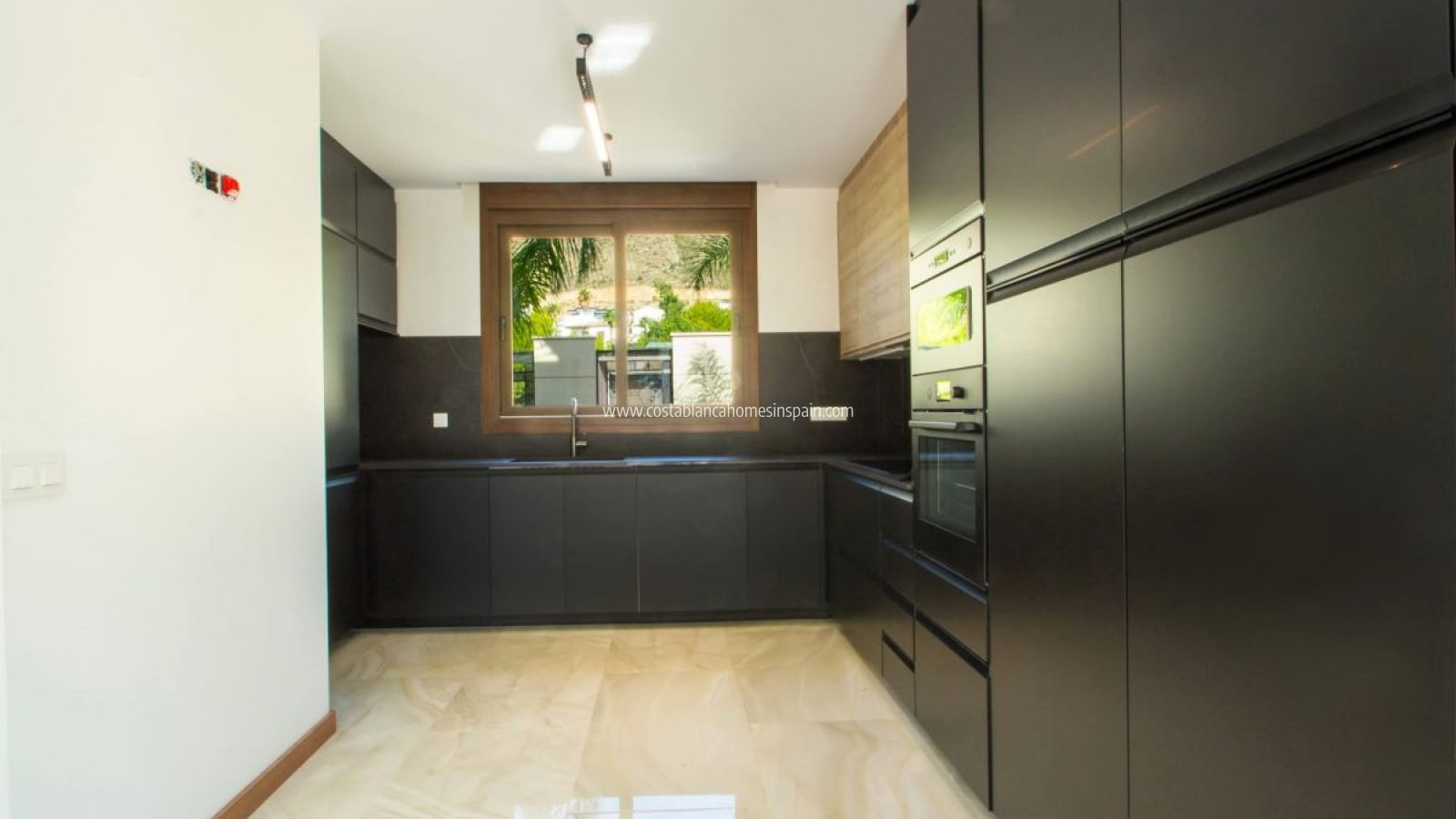 Re-salg - Detached Villa - Finestrat