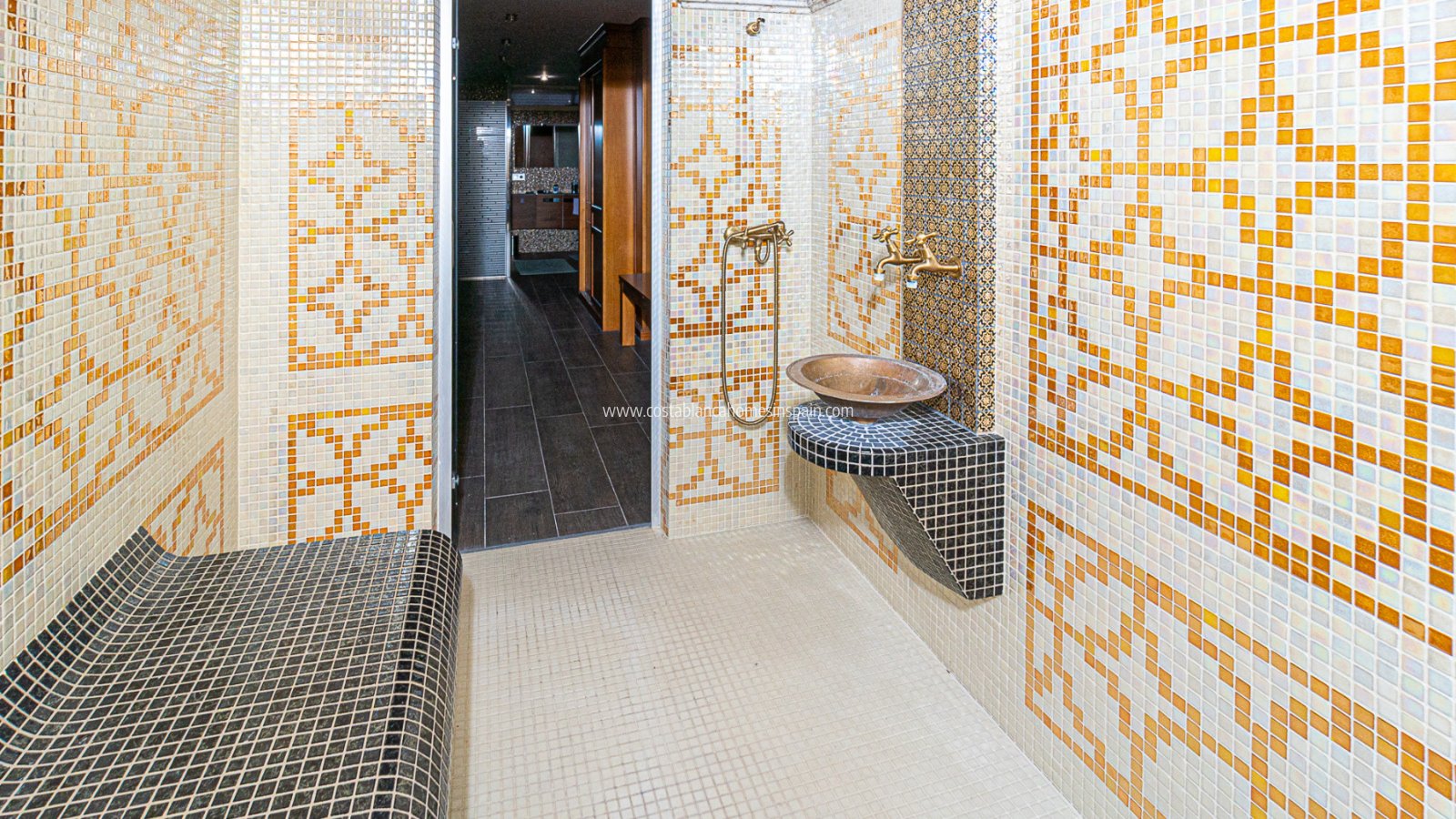 Re-salg - Detached Villa - La Mata