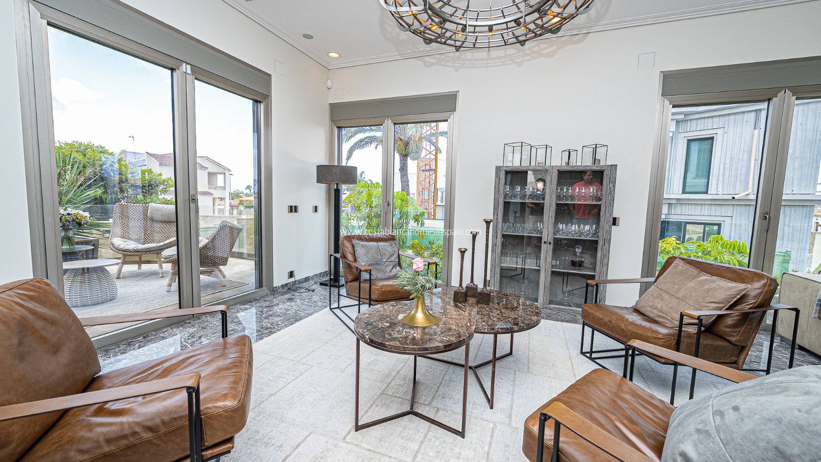 Re-salg - Detached Villa - La Zenia - Beachside