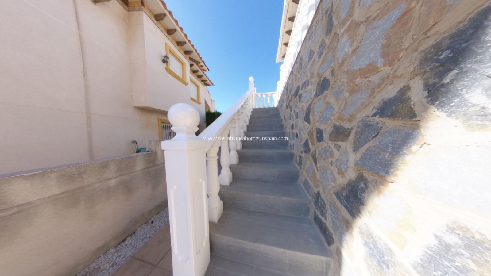 Re-salg - Detached Villa - La Zenia