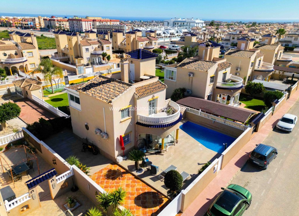 Re-salg - Detached Villa - Lomas de Caboroig - Lomas de Cabo Roig