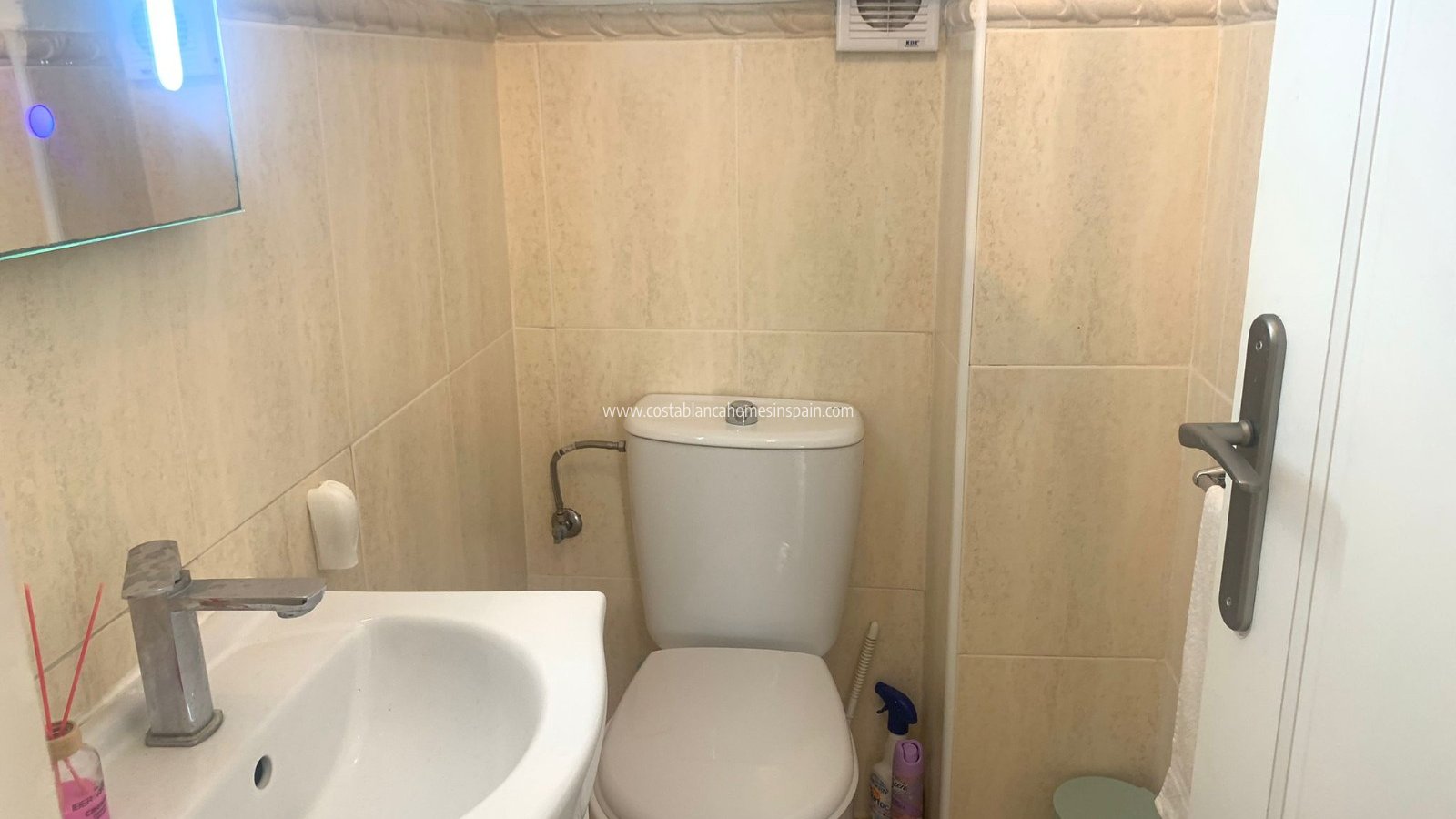 Re-salg - Detached Villa - Los Altos