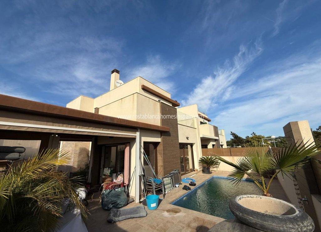 Re-salg - Detached Villa - Los Montesinos