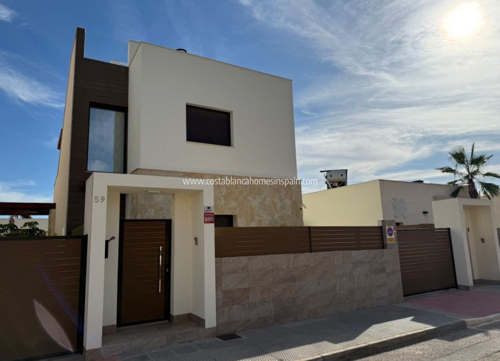 Re-salg - Detached Villa - Los Montesinos