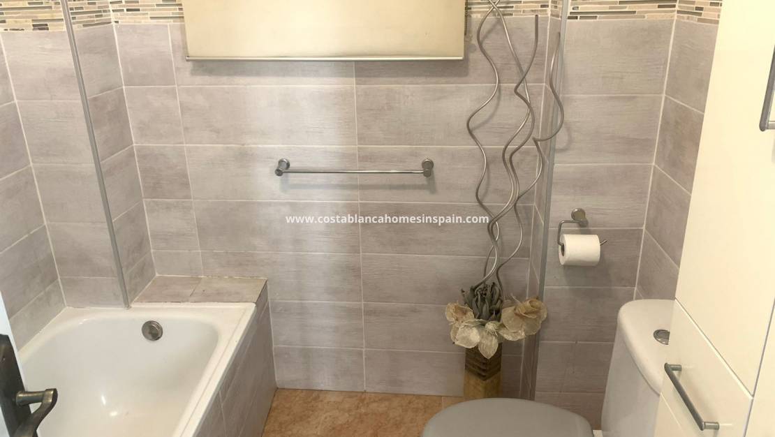 Re-salg - Detached Villa - Orihuela Costa - La Zenia