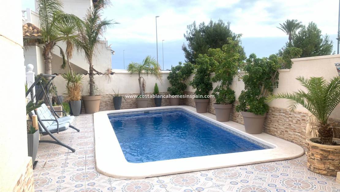 Re-salg - Detached Villa - Orihuela Costa - La Zenia