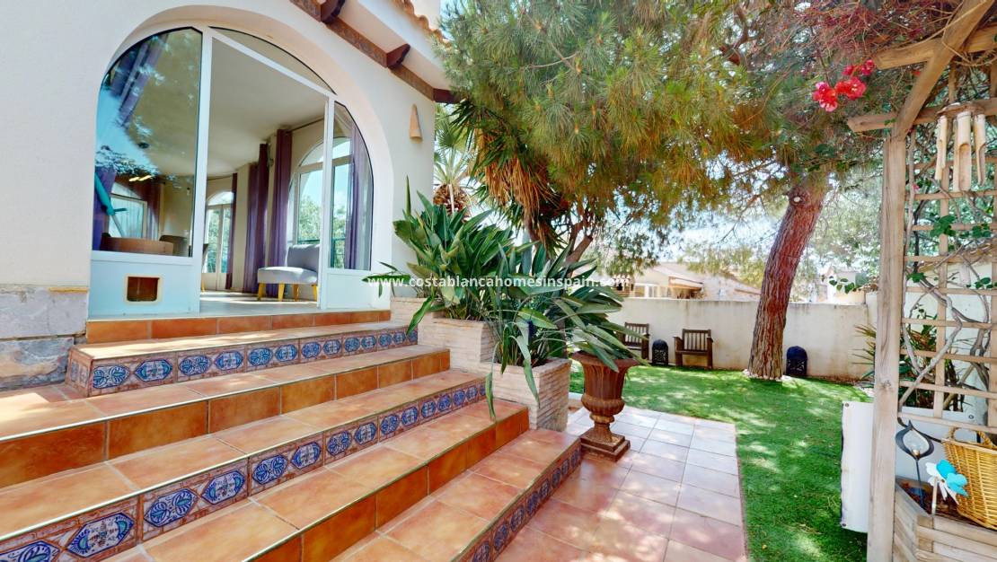 Re-salg - Detached Villa - Orihuela Costa - La Zenia