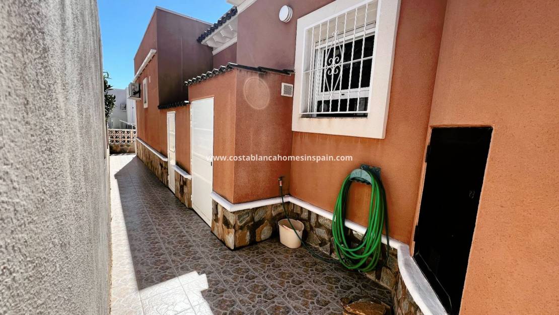 Re-salg - Detached Villa - Orihuela Costa - Playa Flamenca