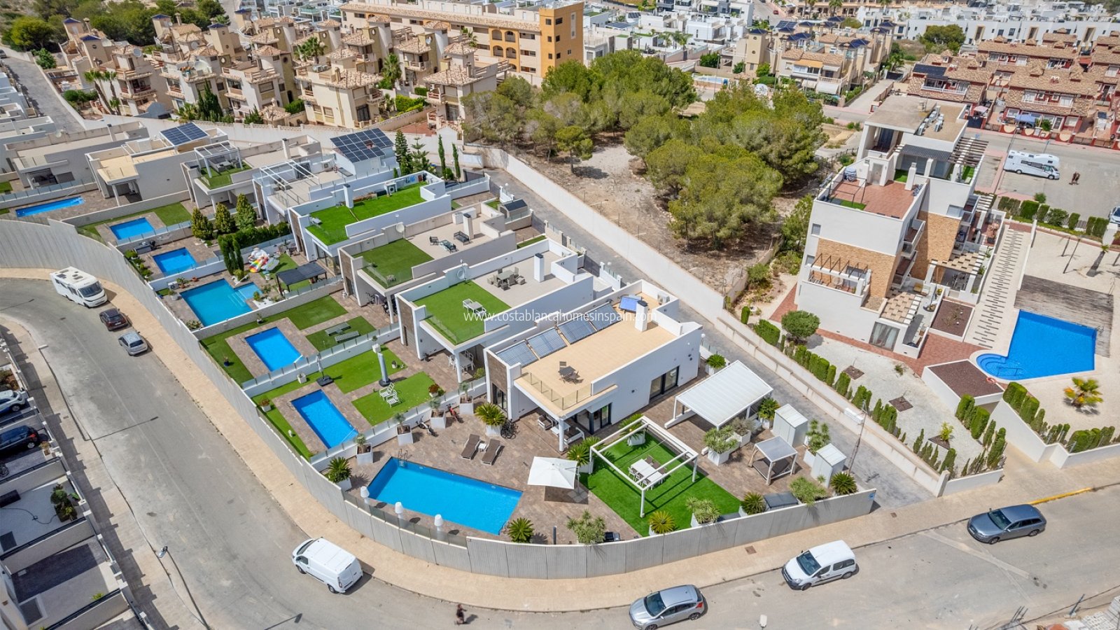 Re-salg - Detached Villa - Orihuela Costa - Villamartin