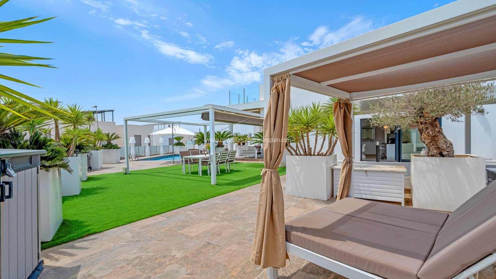 Re-salg - Detached Villa - Orihuela Costa - Villamartin