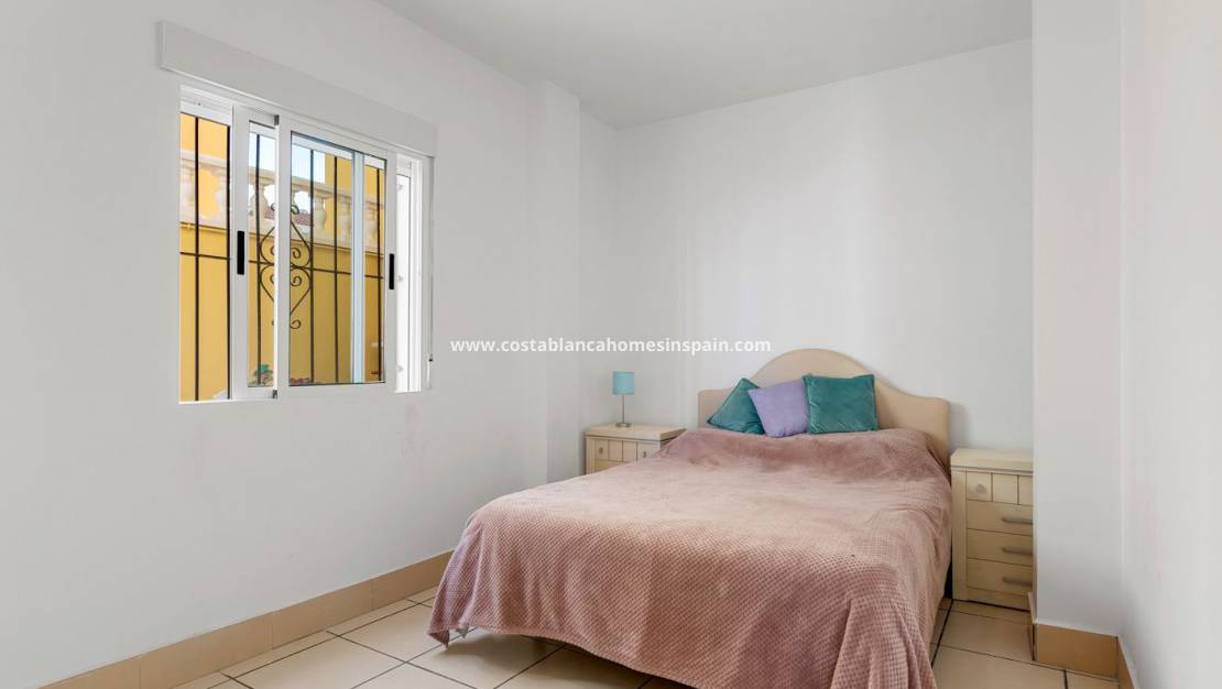 Re-salg - Detached Villa - Orihuela - Las Filipinas