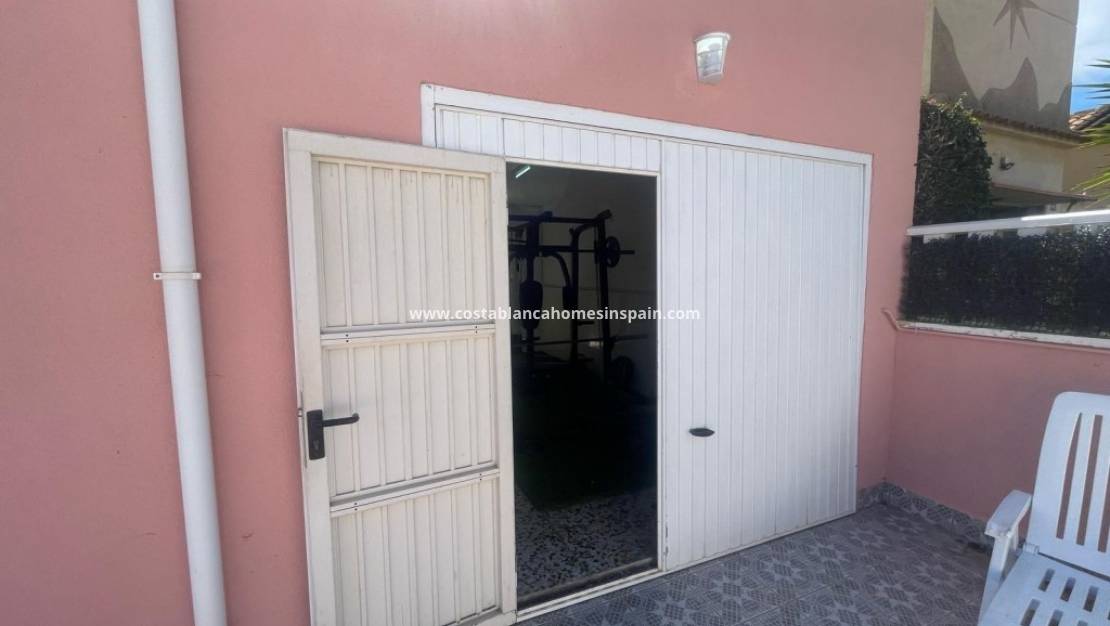 Re-salg - Detached Villa - Playa Flamenca - Costa Blanca South