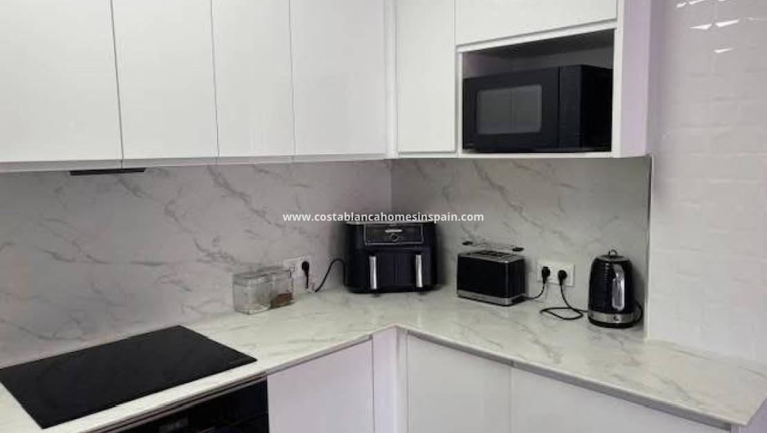 Re-salg - Detached Villa - Playa Flamenca - Costa Blanca South