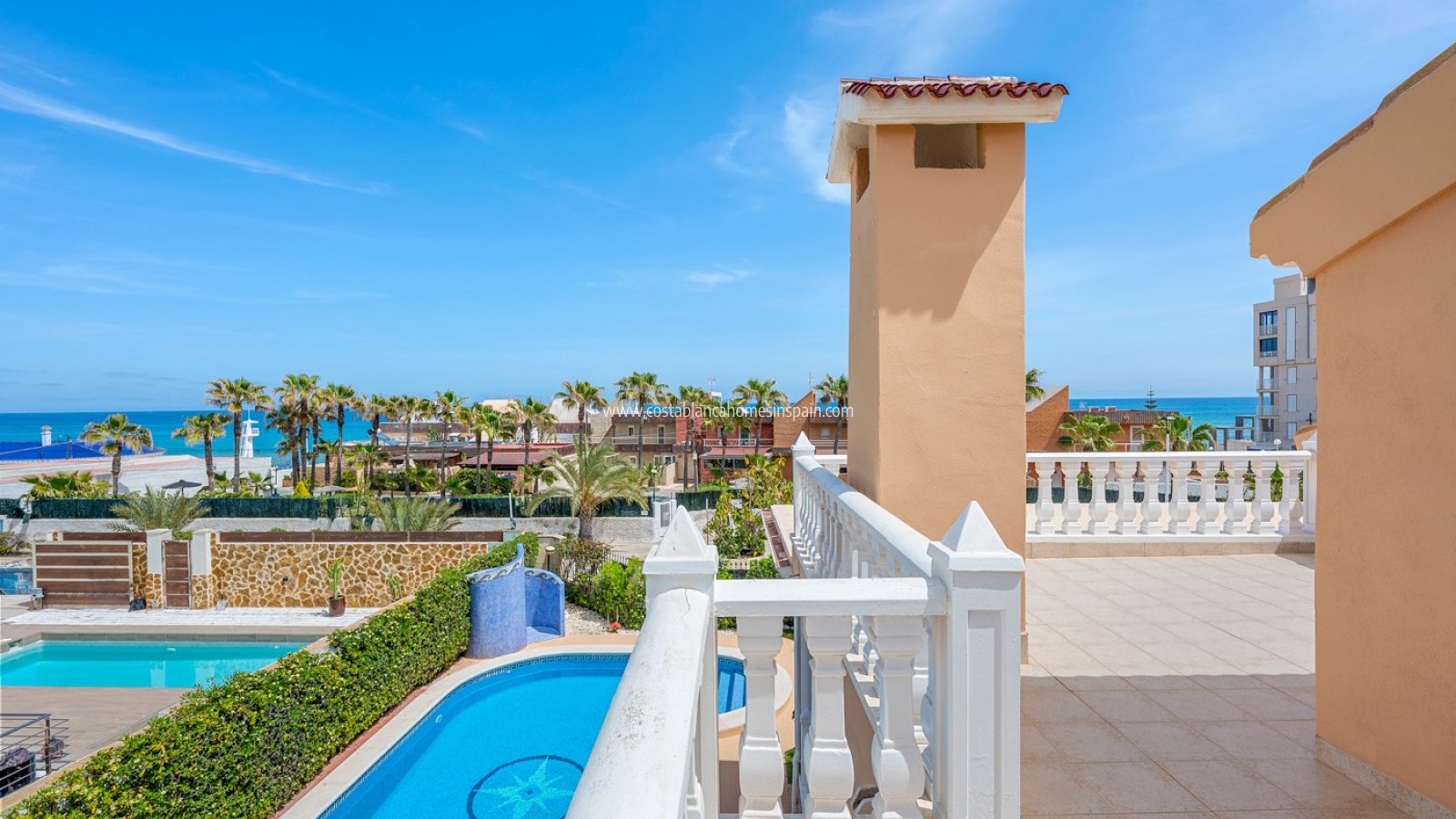 Re-salg - Detached Villa - Torrevieja - La Mata