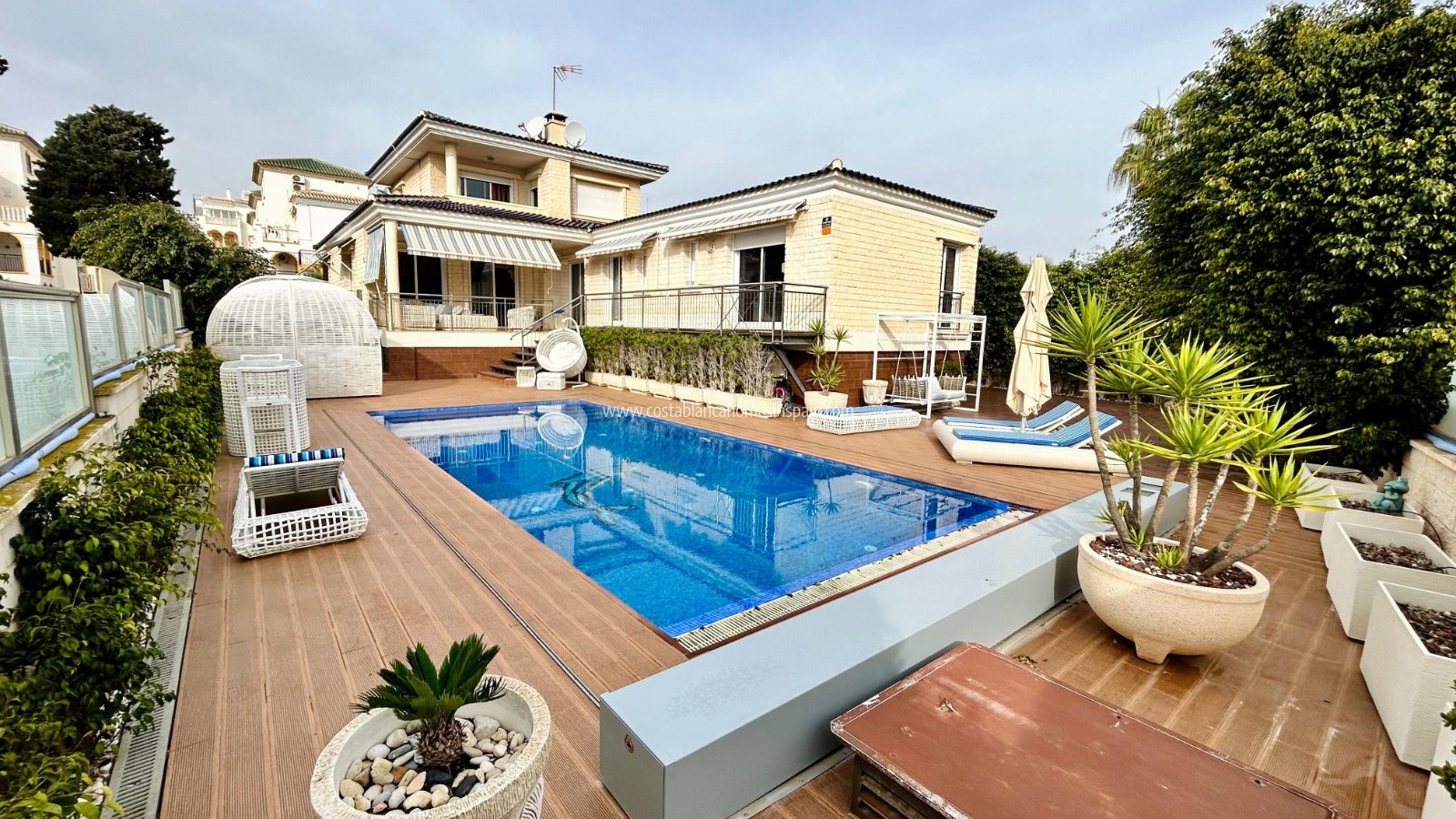 Re-salg - Detached Villa - Torrevieja - La Mata