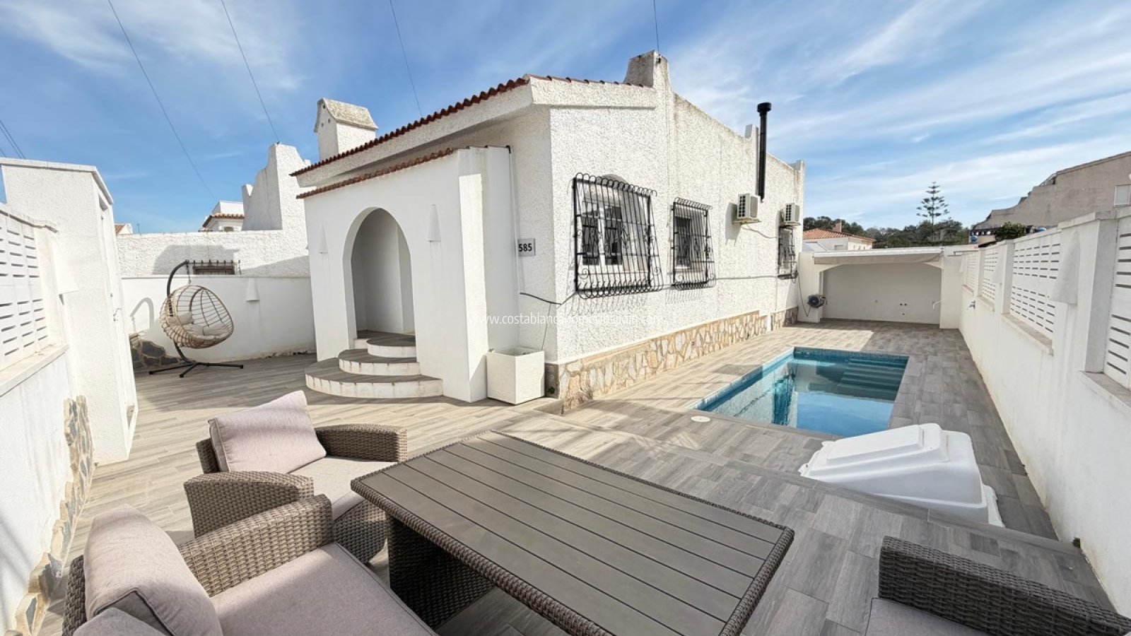Re-salg - Detached Villa - Villamartin - Blue Lagoon