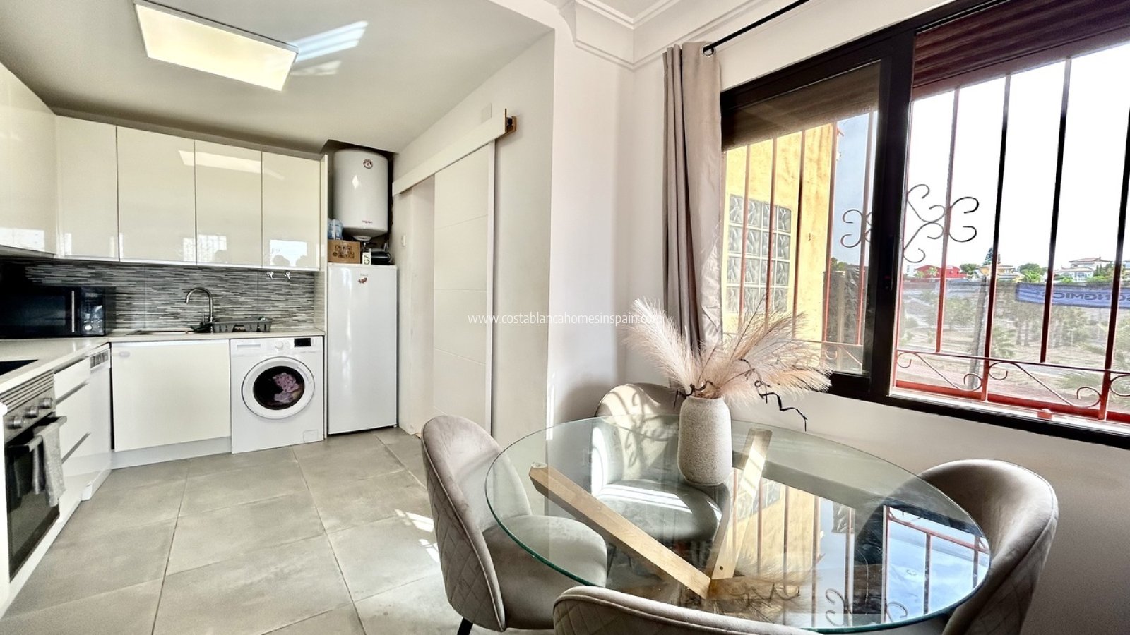 Re-salg - Detached Villa - Villamartin - BLUE LAGOON