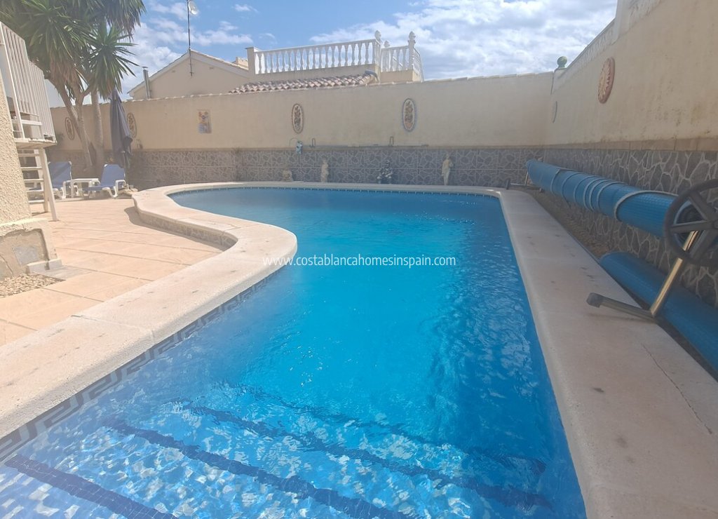 Re-salg - Detached Villa - Villamartin - El Presidente