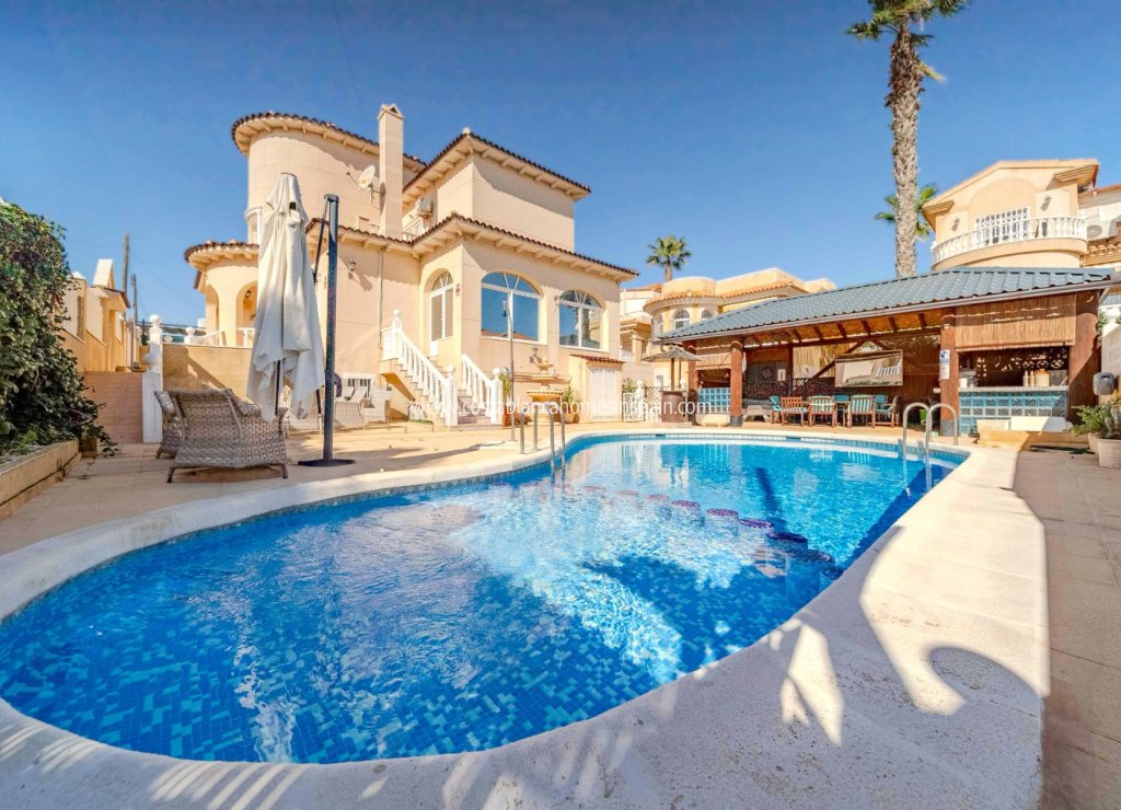 Re-salg - Detached Villa - Villamartin - Orihuela Costa