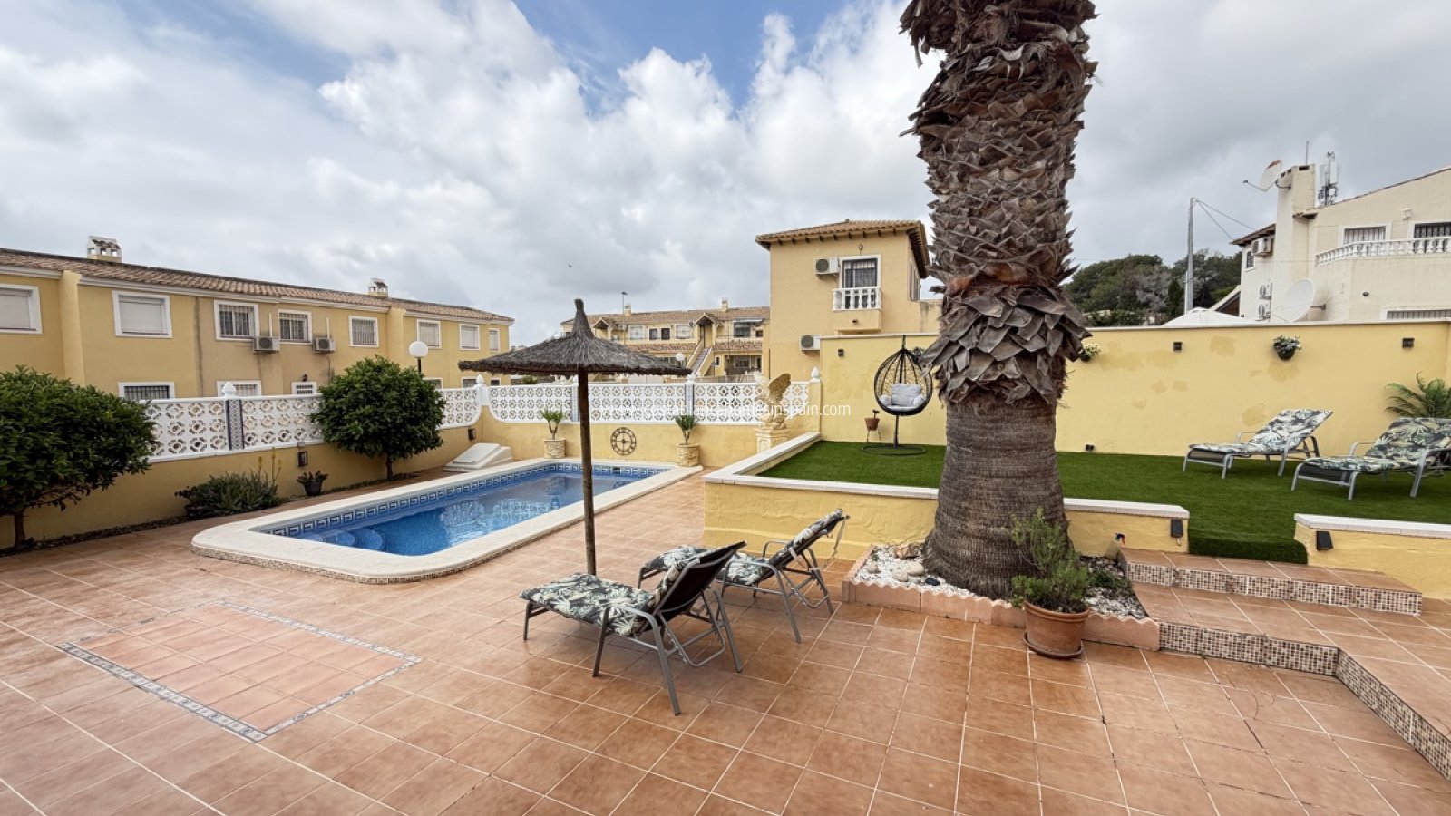 Re-salg - Detached Villa - Villamartin
