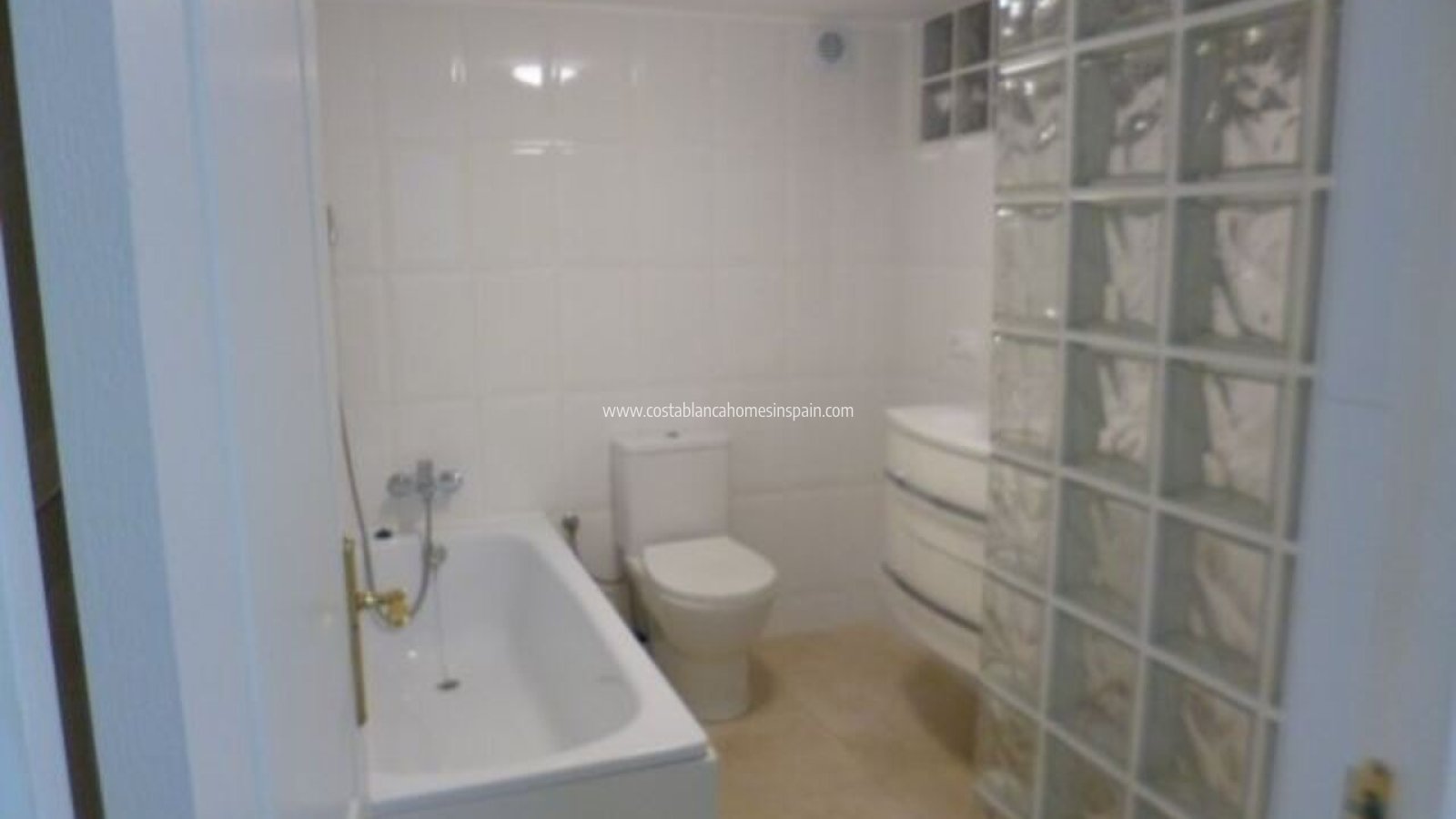 Re-salg - Detached Villa - Villamartin
