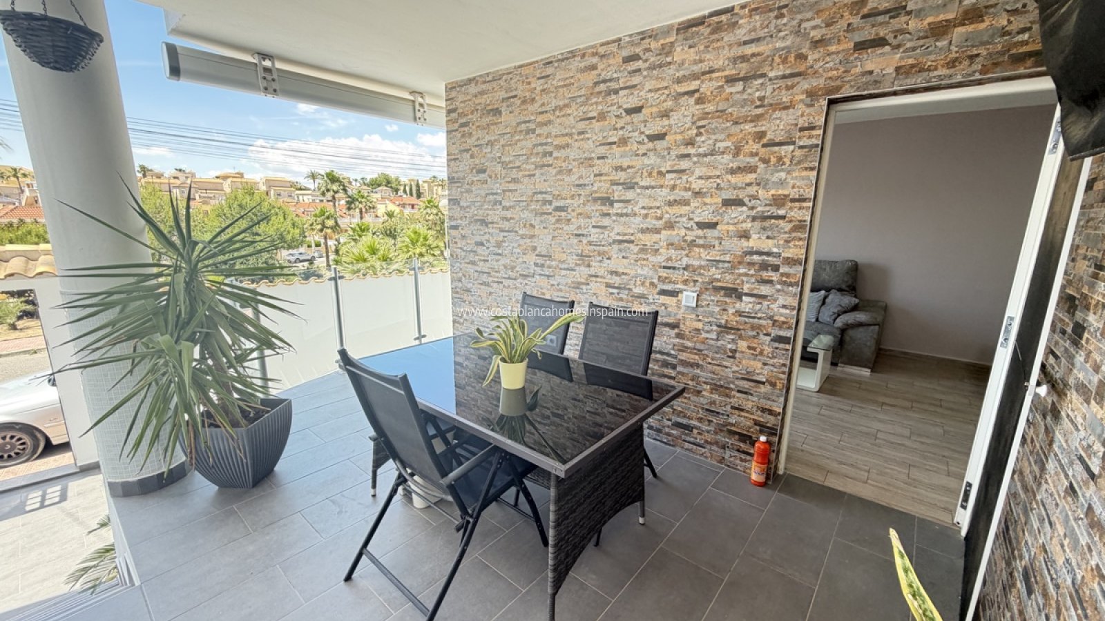 Re-salg - Detached Villa - Villamartin