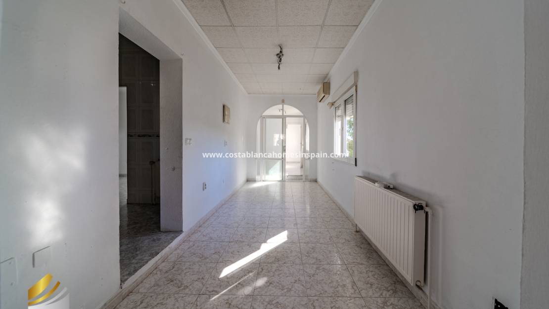Re-salg - Detached Villa - Villamartin