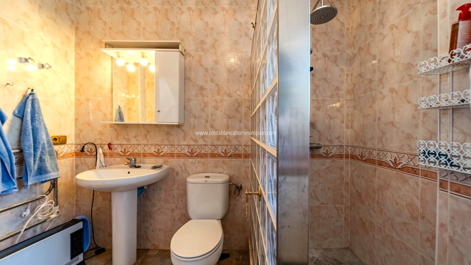 Re-salg - Detached Villa - Villamartin