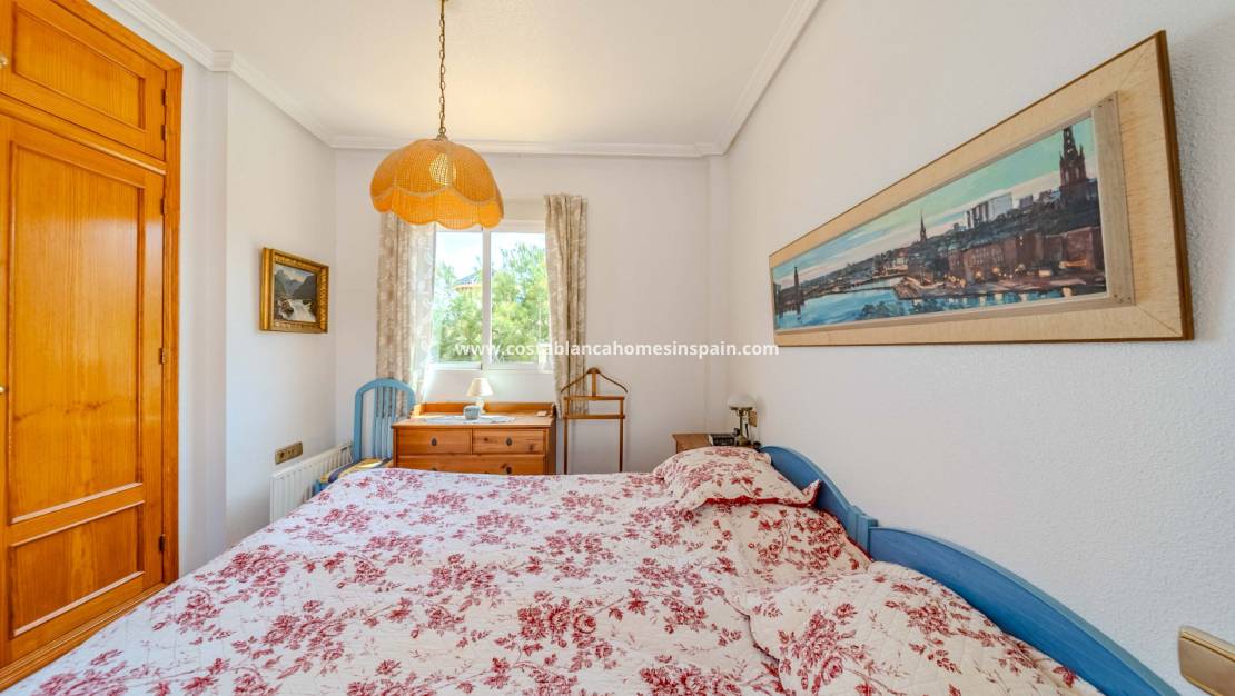 Re-salg - Detached Villa - Villamartin