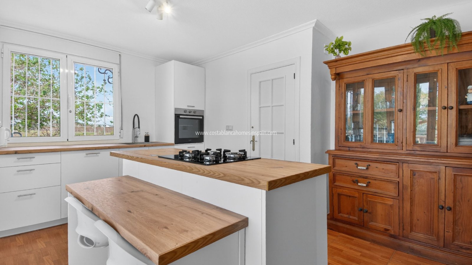 Re-salg - Finca - Albatera