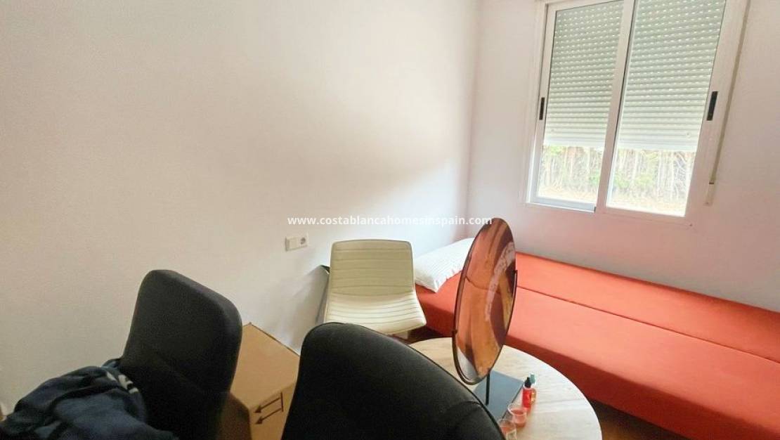 Re-salg - Finca - Daya Vieja