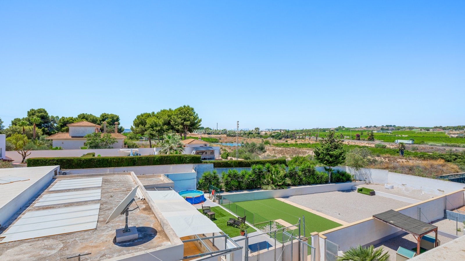 Re-salg - Finca - Los Montesinos - La herrada