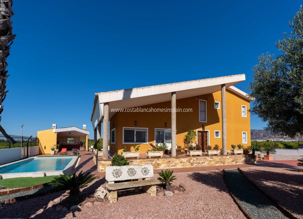 Re-salg - Finca - Orihuela