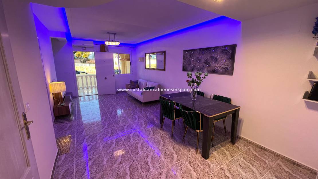 Re-salg - Semi Detached - Orihuela - Villamartin