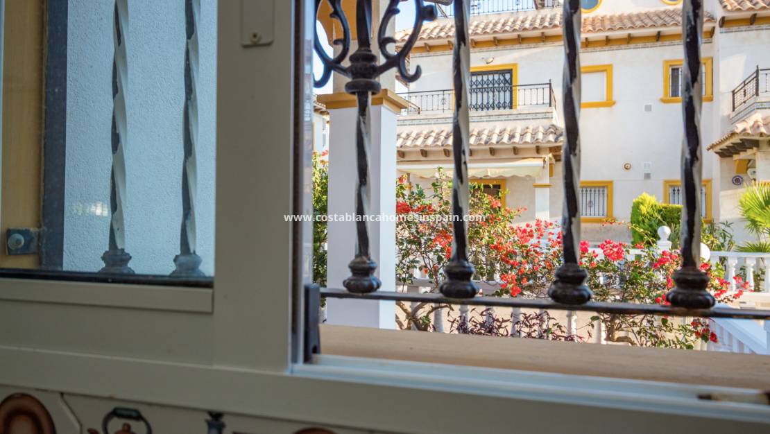 Re-salg - Semi - Detached Villa - La Zenia - Villas San Jose